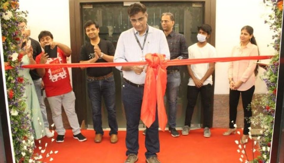 Anuj Mathur inaugurating Compass IDC Gurugram office